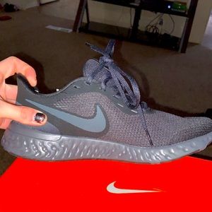Nike shoes brand new